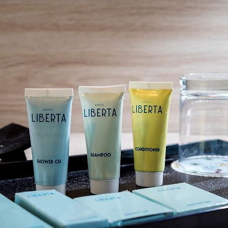 Liberta Seminyak Hotel Exteriör bild