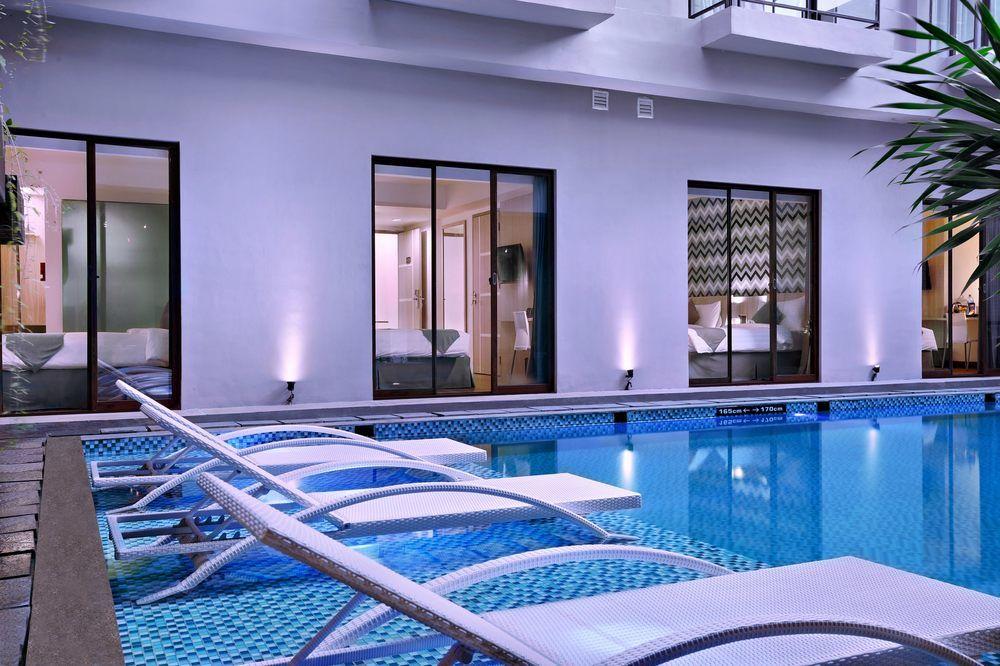 Liberta Seminyak Hotel Exteriör bild