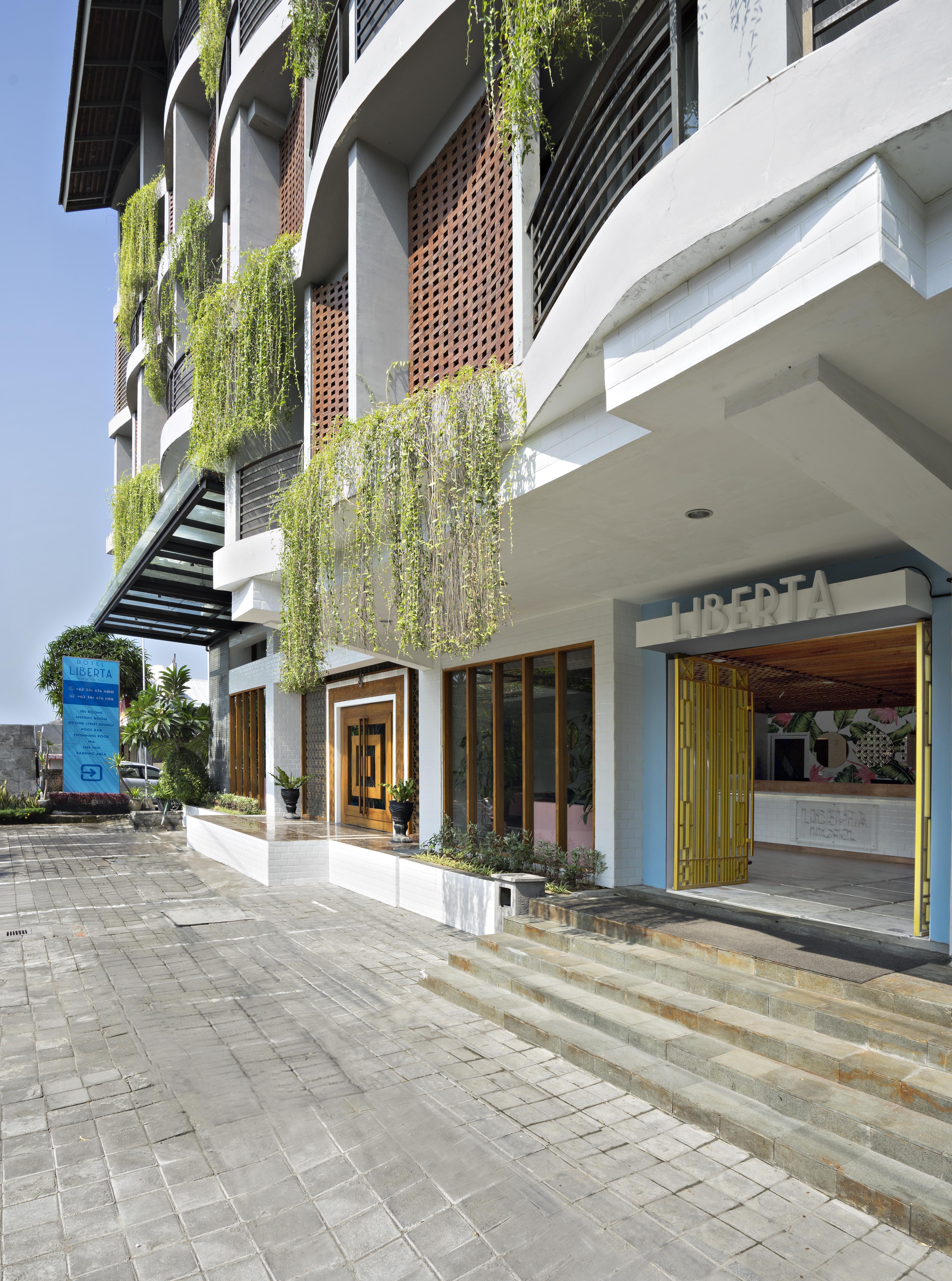 Liberta Seminyak Hotel Exteriör bild