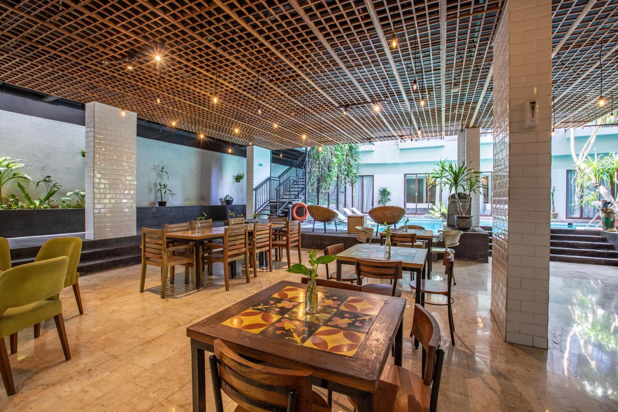 Liberta Seminyak Hotel Exteriör bild
