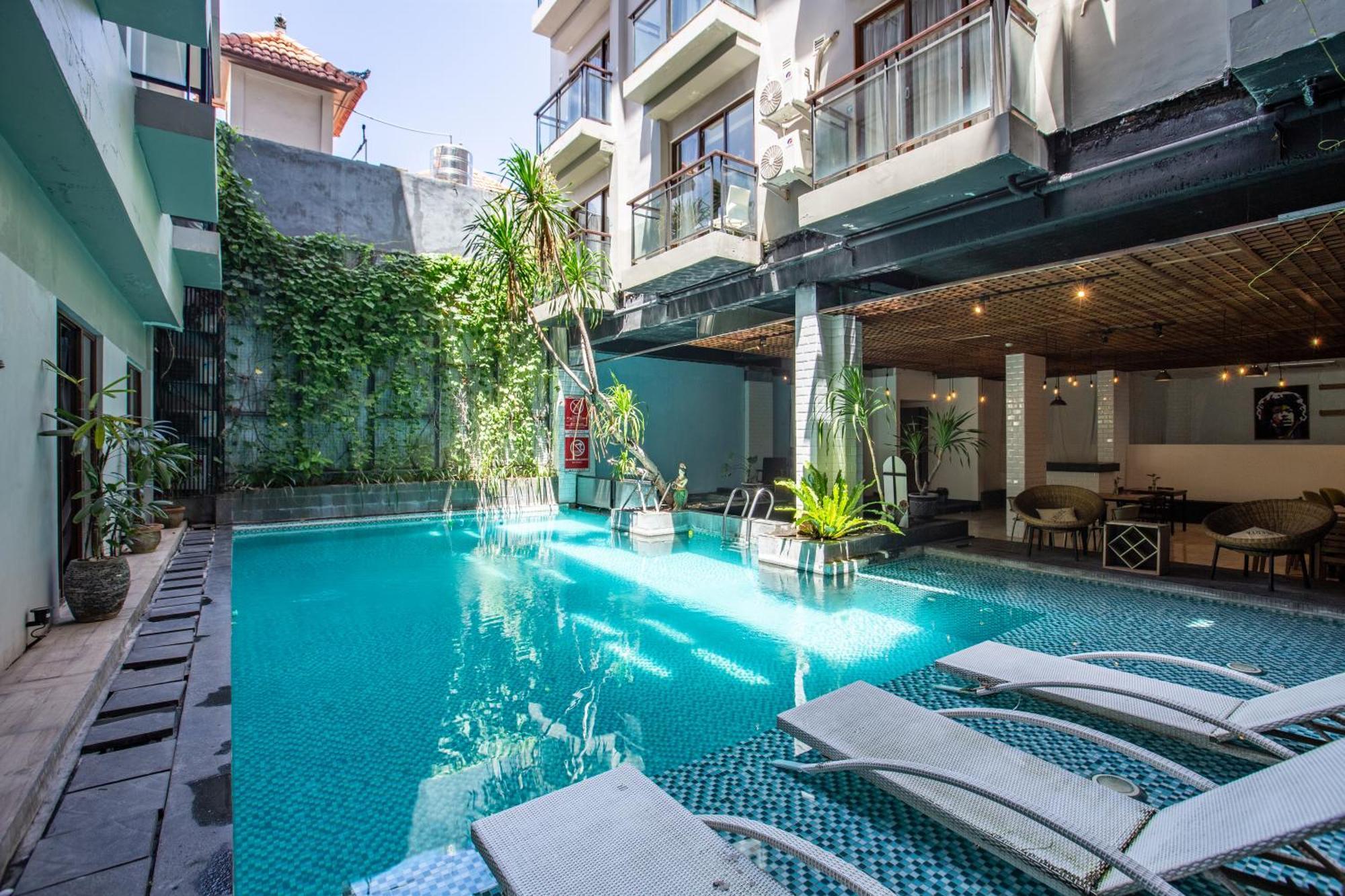 Liberta Seminyak Hotel Exteriör bild