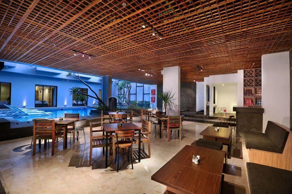 Liberta Seminyak Hotel Exteriör bild