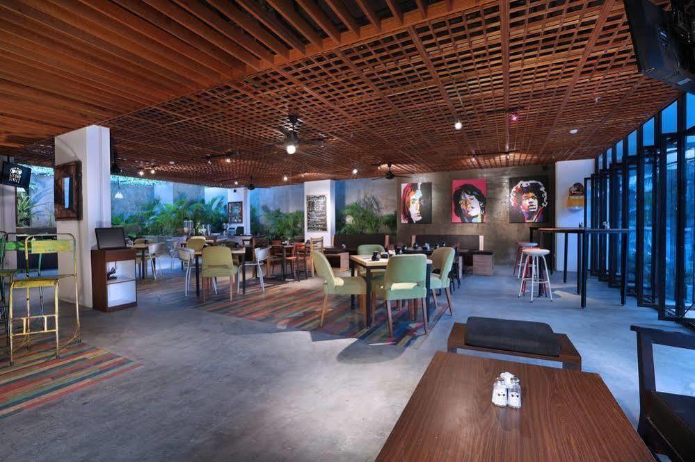 Liberta Seminyak Hotel Exteriör bild
